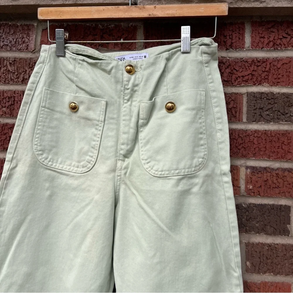 Zara Sage Green and Gold Button Denim High Rise Wide Leg Cropped Denim Jeans - Picture 2 of 3